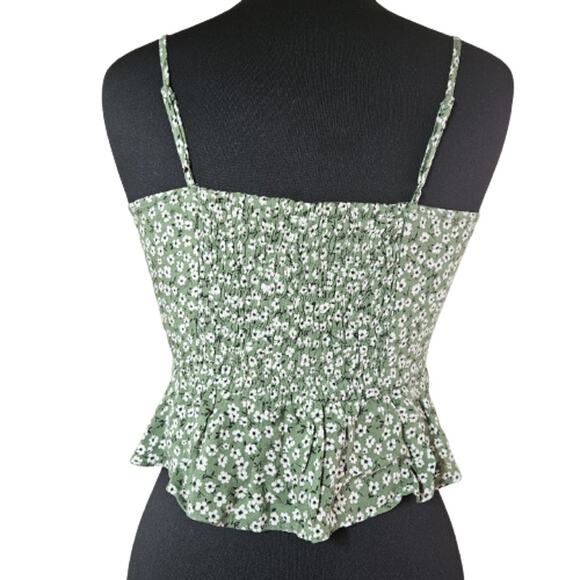 Green Floral Ruched Crop Top Size Medium - Picture 2 of 5